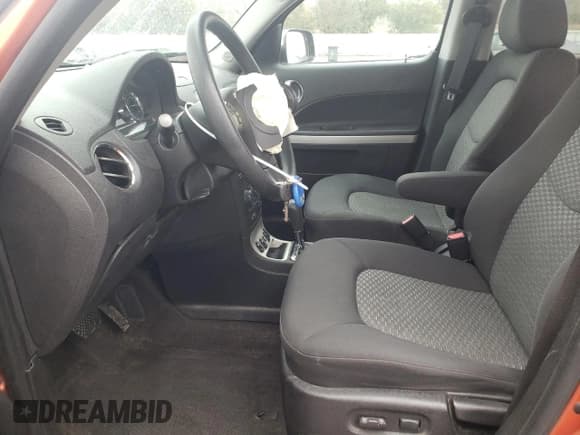 ✅ 2007 Chevrolet HHR LT • VIN: 3GNDA23D97S640050 • Лот: 90325935. Опубликован ранее на Copart с пробегом 69 876 миль. Бесплатный доступ к архиву аукционных продаж из США и подробный отчёт об истории автомобиля на DreamBid. Изображение 7.