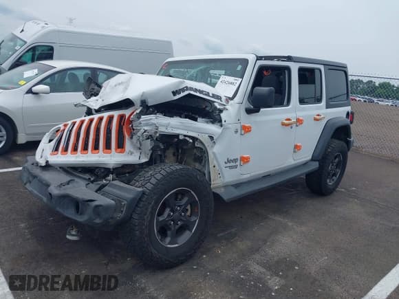 ✅ 2021 Jeep Wrangler Unlimited Sport S • VIN: 1C4HJXDN1MW648061 • Лот: 42426882. Опубликован ранее на IAAI с пробегом 99 008 миль. Бесплатный доступ к архиву аукционных продаж из США и подробный отчёт об истории автомобиля на DreamBid. Изображение 17.