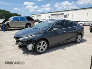 ✅ 2018 Chevrolet Cruze Premier • VIN: 1G1BF5SM8J7155000 • Лот: 69082415. Размещён на Copart с пробегом 92 567 миль миль. Получите бесплатный доступ к архиву аукционных продаж из США и посмотрите подробный отчёт об истории автомобиля на DreamBid. Изображение 1.
