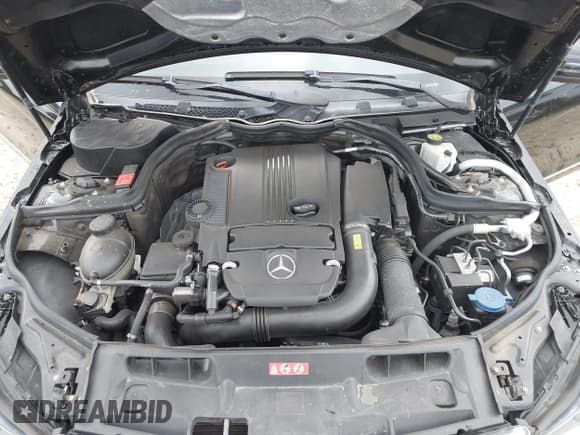 ✅ 2012 Mercedes-Benz C 250 Sport • VIN: WDDGF4HBXCA636231 • Лот: 43661212. Опубликован ранее на IAAI с пробегом 130 781 миль. Бесплатный доступ к архиву аукционных продаж из США и подробный отчёт об истории автомобиля на DreamBid. Изображение 10.