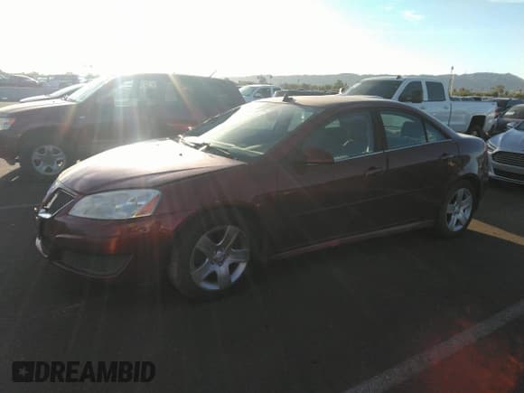 ✅ 2010 Pontiac G6 1SB • VIN: 1G2ZA5E08A4154156 • Lot: 39436479. Wystawiony na IAAI z przebiegiem 141 919 mil. Bezpłatny archiwum sprzedaży aukcyjnych z USA i szczegółowy raport historii pojazdu na DreamBid. Zdjęcie 2.