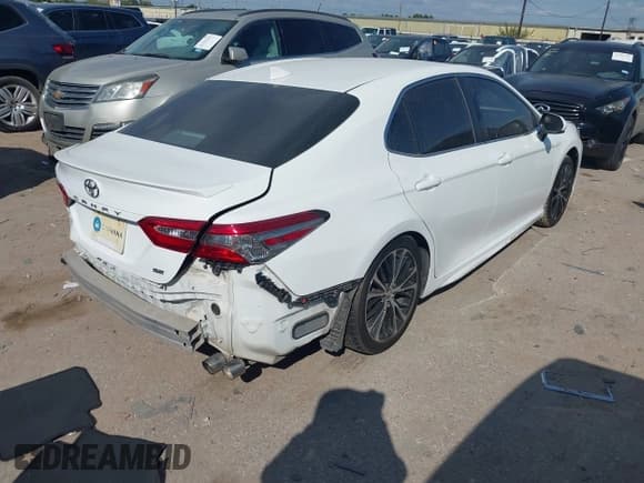 ✅ 2019 Toyota Camry SE • VIN: 4T1B11HK5KU789268 • Лот: 43319926. Опубликован ранее на IAAI с пробегом 115 616 миль. Бесплатный доступ к архиву аукционных продаж из США и подробный отчёт об истории автомобиля на DreamBid. Изображение 4.