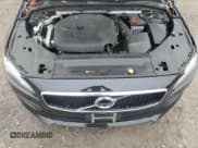 ✅ 2019 Volvo S90 Momentum • VIN: LVYA22MK7KP081782 • Lot: 83741984. Wystawiony na Copart z przebiegiem 91 159 mil. Bezpłatny archiwum sprzedaży aukcyjnych z USA i szczegółowy raport historii pojazdu na DreamBid. Zdjęcie 12.