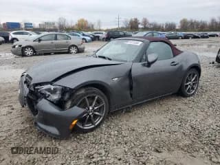 ✅ 2018 Mazda MX-5 Miata Grand Touring • VIN: JM1NDAD75J0204284 • Lot: 81015364. Wystawiony na Copart z przebiegiem 36 754 mil. Bezpłatny archiwum sprzedaży aukcyjnych z USA i szczegółowy raport historii pojazdu na DreamBid. Zdjęcie 1.