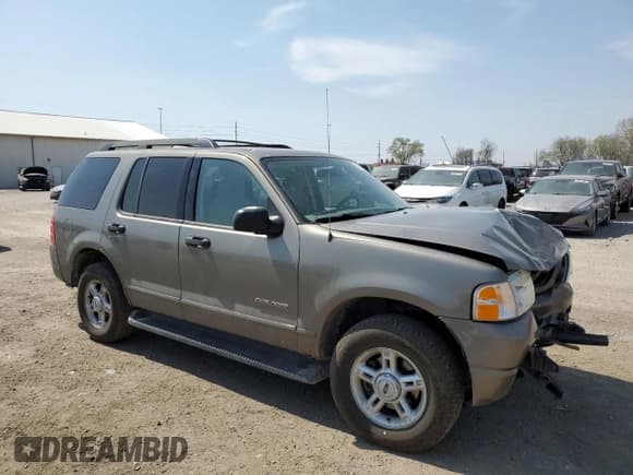 ✅ 2005 Ford Explorer XLT • VIN: 1FMZU73K75ZA61202 • Lot: 53442685. Listed on Copart with 159,466 mi. Free auction sales archive from the USA and detailed vehicle history report at DreamBid. Image 4.
