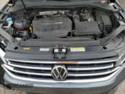 ✅ 2023 Volkswagen Tiguan SE • VIN: 3VV2B7AX2PM053394 • Lot: 80225344. Wystawiony na Copart z przebiegiem Nie podano. Bezpłatny archiwum sprzedaży aukcyjnych z USA i szczegółowy raport historii pojazdu na DreamBid. Zdjęcie 13.