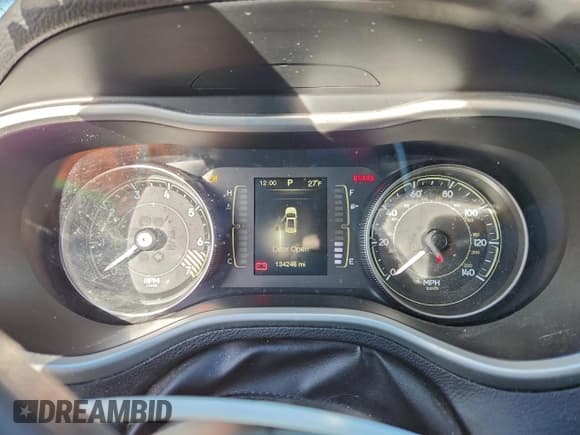 ✅ 2014 Jeep Cherokee Sport • VIN: 1C4PJLAB1EW154203 • Lot: 95491335. Wystawiony na Copart z przebiegiem 134 246 mil. Bezpłatny archiwum sprzedaży aukcyjnych z USA i szczegółowy raport historii pojazdu na DreamBid. Zdjęcie 9.