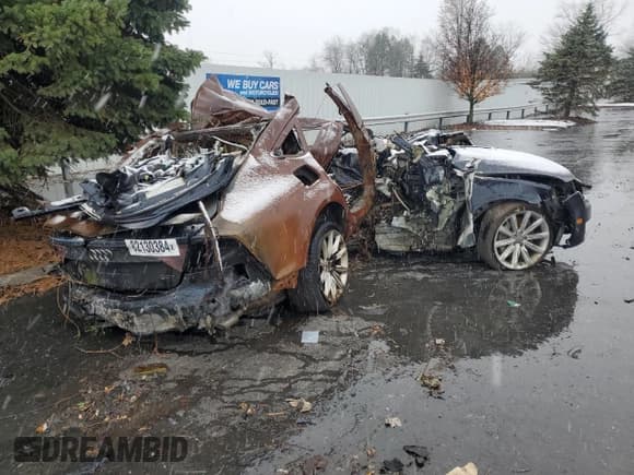 ✅ 2012 Audi A7 Prestige • VIN: WAUSGAFCXCN002225 • Lot: 66479655. Wystawiony na Copart z przebiegiem Nie podano. Bezpłatny archiwum sprzedaży aukcyjnych z USA i szczegółowy raport historii pojazdu na DreamBid. Zdjęcie 3.