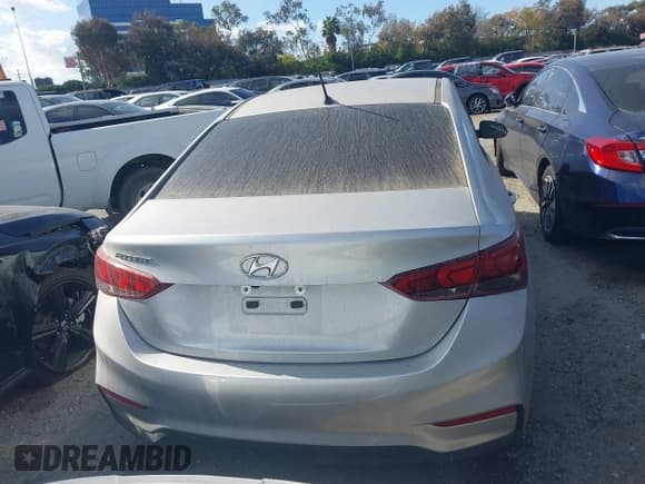 ✅ 2019 Hyundai Accent SE • VIN: 3KPC24A31KE068471 • Лот: 41511273. Опубликован ранее на IAAI с пробегом 61 658 миль. Бесплатный доступ к архиву аукционных продаж из США и подробный отчёт об истории автомобиля на DreamBid. Изображение 16.