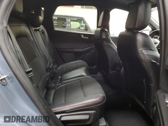 ✅ 2025 Ford Escape ST-Line Select • VIN: 1FMCU9NZ9SUA01555 • Lot: 86453595. Wystawiony na Copart z przebiegiem 12 811 mil. Bezpłatny archiwum sprzedaży aukcyjnych z USA i szczegółowy raport historii pojazdu na DreamBid. Zdjęcie 11.