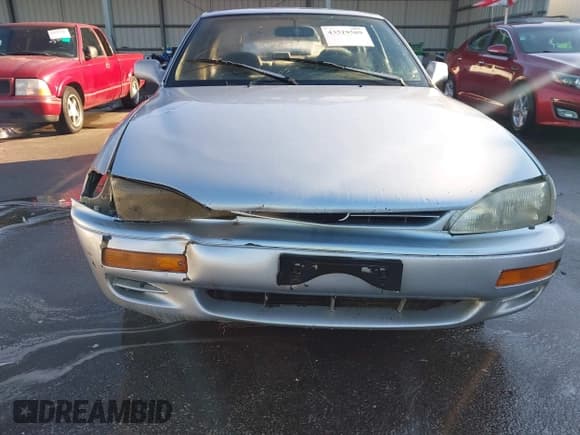 ✅ 1996 Toyota Camry DX • VIN: 4T1BG12K4TU741916 • Lot: 43519589. Wystawiony na IAAI z przebiegiem 237 471 mil. Bezpłatny archiwum sprzedaży aukcyjnych z USA i szczegółowy raport historii pojazdu na DreamBid. Zdjęcie 6.