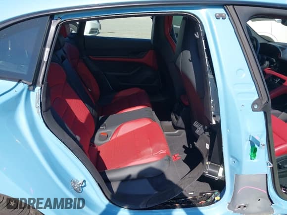 ✅ 2023 Porsche Taycan 4 • VIN: WP0BA2Y19PSA60536 • Лот: 43241164. Опубликован ранее на IAAI с пробегом 15 984 миль. Бесплатный доступ к архиву аукционных продаж из США и подробный отчёт об истории автомобиля на DreamBid. Изображение 8.