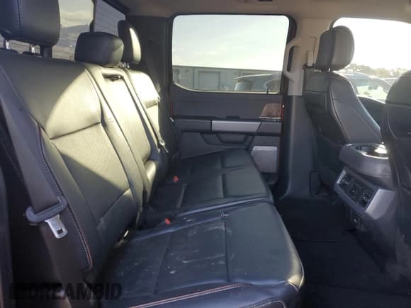 ✅ 2024 Ford F-350 XL • VIN: 1FT8W3BM1REC03661 • Лот: 87275825. Опубликован ранее на Copart с пробегом 71 802 миль. Бесплатный доступ к архиву аукционных продаж из США и подробный отчёт об истории автомобиля на DreamBid. Изображение 10.