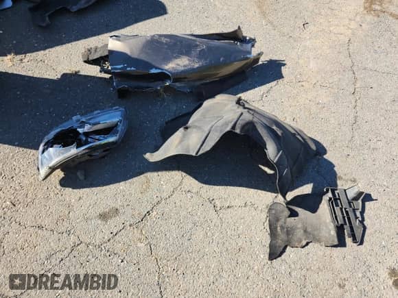 2016 Chevrolet Colorado 2WD WT с VIN 1GCGSBE39G1300051, выставлен на аукционе Copart как лот 85288345 с пробегом 188 383 миль миль и Списание • Salvage title. История ставок и продаж доступна на DreamBid. Изображение 12.