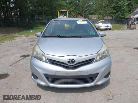✅ 2012 Toyota Yaris L • VIN: JTDKTUD32CD515381 • Lot: 42950104. Listed on IAAI with 106,690 mi. Free auction sales archive from the USA and detailed vehicle history report at DreamBid. Image 13.