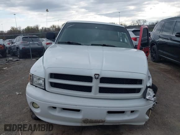 ✅ 2000 Dodge 1500 • VIN: 1B7HF13Z7YJ180746 • Lot: 43701839. Listed on IAAI with 184,249 mi. Free auction sales archive from the USA and detailed vehicle history report at DreamBid. Image 12.
