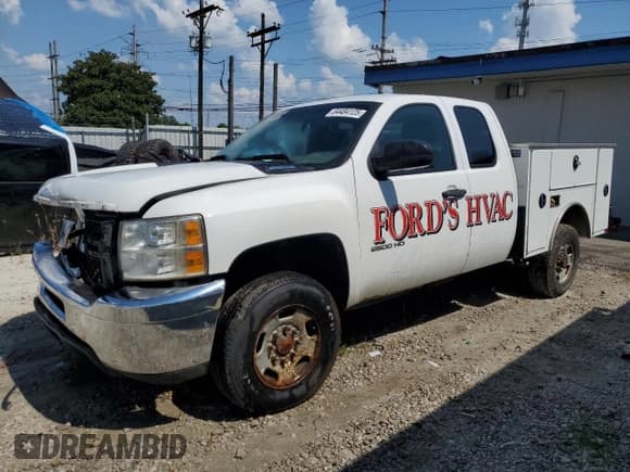 ✅ 2012 Chevrolet Silverado 2500HD LT • VIN: 1GC2KXCG3CZ145814 • Lot: 64484125. Wystawiony na Copart z przebiegiem 271 938 mil. Bezpłatny archiwum sprzedaży aukcyjnych z USA i szczegółowy raport historii pojazdu na DreamBid. Zdjęcie 1.