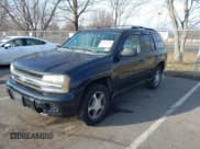 ✅ 2007 Chevrolet TrailBlazer LS • VIN: 1GNDT13S072260335 • Лот: 43888786. Опубликован ранее на IAAI с пробегом 152 100 миль. Бесплатный доступ к архиву аукционных продаж из США и подробный отчёт об истории автомобиля на DreamBid. Изображение 2.