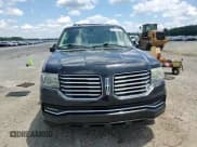✅ 2015 Lincoln Navigator • VIN: 5LMJJ3HT0FEJ12691 • Lot: 65712995. Wystawiony na Copart z przebiegiem 145 350 mil. Bezpłatny archiwum sprzedaży aukcyjnych z USA i szczegółowy raport historii pojazdu na DreamBid. Zdjęcie 14.