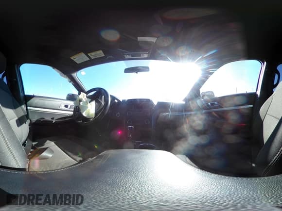 ✅ 2018 Ford Explorer XLT • VIN: 1FM5K7D85JGA67237 • Lot: 41408927. Wystawiony na IAAI z przebiegiem 104 071 mil. Bezpłatny archiwum sprzedaży aukcyjnych z USA i szczegółowy raport historii pojazdu na DreamBid. Zdjęcie 18.