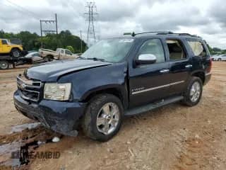 2009 Chevrolet Tahoe LTZ с VIN 1GNFC330X9J120398, выставлен на аукционе Copart как лот 59917295 с пробегом 233 586 миль миль и Списание • Salvage title. История ставок и продаж доступна на DreamBid. Изображение 1.