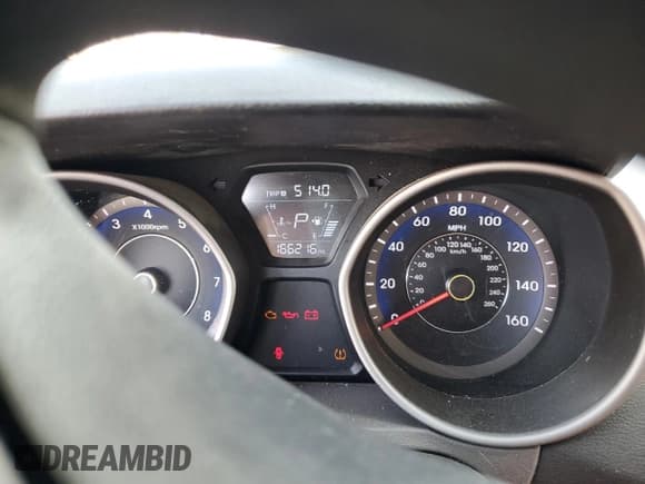 ✅ 2015 Hyundai Elantra SE • VIN: KMHDH4AE2FU321126 • Lot: 84271635. Listed on Copart with 166,216 mi. Free auction sales archive from the USA and detailed vehicle history report at DreamBid. Image 9.