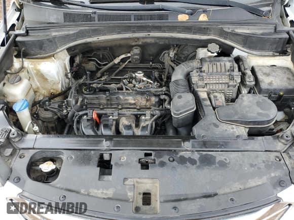 ✅ 2016 Hyundai Santa Fe • VIN: 5XYZTDLB5GG342468 • Lot: 92126415. Listed on Copart with 102,932 mi. Free auction sales archive from the USA and detailed vehicle history report at DreamBid. Image 12.