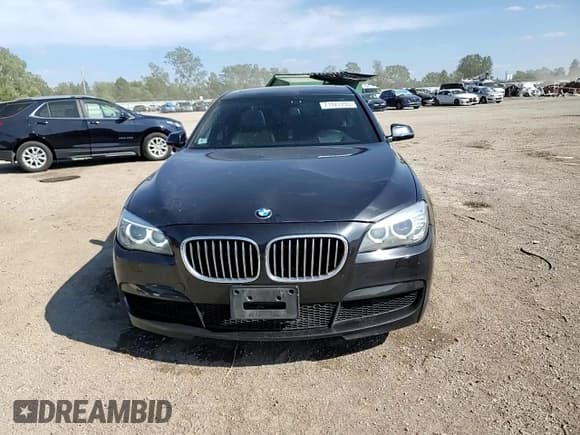 ✅ 2014 BMW 7 Series 750i xDrive • VIN: WBAYB6C54ED224456 • Lot: 71027795. Listed on Copart with 104,442 mi. Free auction sales archive from the USA and detailed vehicle history report at DreamBid. Image 14.