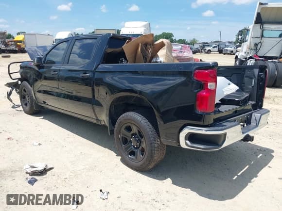 ✅ 2024 Chevrolet Silverado 1500 • VIN: 3GCUD4ED0RG412033 • Лот: 42533107. Опубликован ранее на IAAI с пробегом 4 258 миль. Бесплатный доступ к архиву аукционных продаж из США и подробный отчёт об истории автомобиля на DreamBid. Изображение 3.