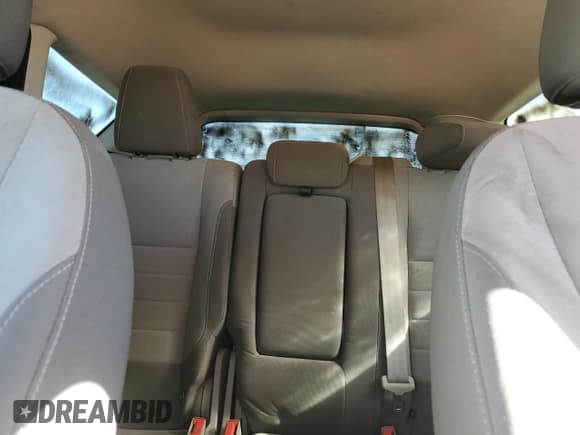 ✅ 2016 Ford Escape SE • VIN: 1FMCU9G90GUC42764 • Lot: 86464195. Listed on Copart with 150,757 mi. Free auction sales archive from the USA and detailed vehicle history report at DreamBid. Image 10.