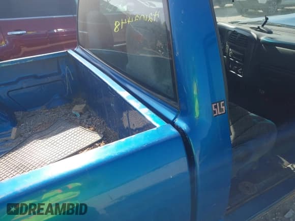 ✅ 2000 GMC Sonoma SL • VIN: 1GTCS1453YK273954 • Лот: 42102448. Опубликован ранее на IAAI с пробегом 208 868 миль. Бесплатный доступ к архиву аукционных продаж из США и подробный отчёт об истории автомобиля на DreamBid. Изображение 8.