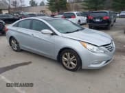 ✅ 2013 Hyundai Sonata SE • VIN: 5NPEC4AC5DH611678 • Лот: 43704793. Опубликован ранее на IAAI с пробегом 144 468 миль. Бесплатный доступ к архиву аукционных продаж из США и подробный отчёт об истории автомобиля на DreamBid. Изображение 1.