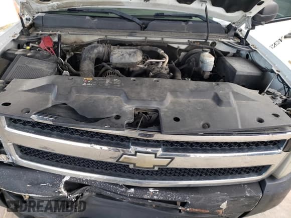 ✅ 2011 Chevrolet Silverado 1500 Work Truck • VIN: 1GCNCPEX1BZ466658 • Лот: 43174355. Опубликован ранее на Copart с пробегом 316 473 миль. Бесплатный доступ к архиву аукционных продаж из США и подробный отчёт об истории автомобиля на DreamBid. Изображение 11.