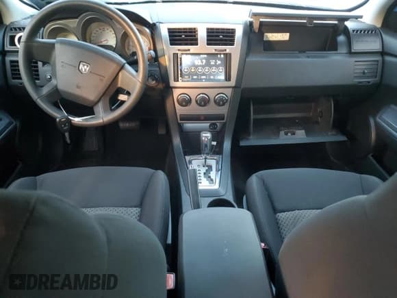 ✅ 2009 Dodge Avenger SE • VIN: 1B3LC46B49N550789 • Лот: 73718524. Опубликован ранее на Copart с пробегом 134 683 миль. Бесплатный доступ к архиву аукционных продаж из США и подробный отчёт об истории автомобиля на DreamBid. Изображение 8.