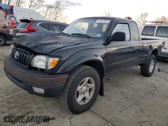 ✅ 2001 Toyota Tacoma • VIN: 5TEWN72N41Z811380 • Lot: 93242955. Listed on Copart with 265,839 mi. Free auction sales archive from the USA and detailed vehicle history report at DreamBid. Image 1.