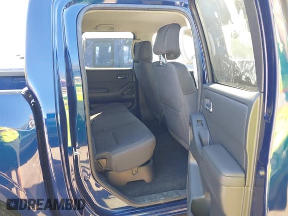✅ 2023 Nissan Frontier Pro-X • VIN: 1N6ED1EJ5PN667240 • Lot: 43472717. Listed on IAAI with 24,186 mi. Free auction sales archive from the USA and detailed vehicle history report at DreamBid. Image 8.