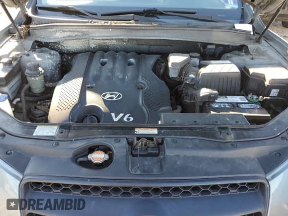 ✅ 2008 Hyundai Santa Fe GLS • VIN: 5NMSG13D38H166498 • Lot: 91358365. Listed on Copart with 95,560 mi. Free auction sales archive from the USA and detailed vehicle history report at DreamBid. Image 12.