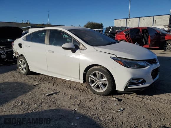 ✅ 2017 Chevrolet Cruze LT • VIN: 1G1BE5SM0H7172774 • Лот: 91687605. Опубликован ранее на Copart с пробегом 103 168 миль. Бесплатный доступ к архиву аукционных продаж из США и подробный отчёт об истории автомобиля на DreamBid. Изображение 4.