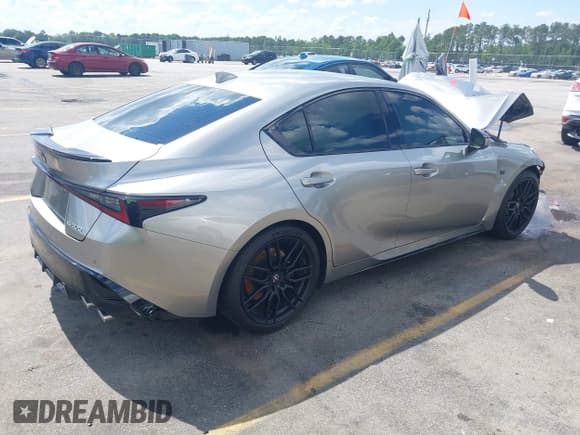 ✅ 2023 Lexus IS 500 F Sport Performance • VIN: JTHAP1D27P5004317 • Lot: 42246253. Wystawiony na IAAI z przebiegiem 42 159 mil. Bezpłatny archiwum sprzedaży aukcyjnych z USA i szczegółowy raport historii pojazdu na DreamBid. Zdjęcie 4.