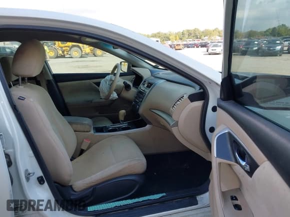 ✅ 2015 Nissan Altima S • VIN: 1N4AL3AP7FN346590 • Lot: 43454138. Wystawiony na IAAI z przebiegiem 164 994 mil. Bezpłatny archiwum sprzedaży aukcyjnych z USA i szczegółowy raport historii pojazdu na DreamBid. Zdjęcie 5.