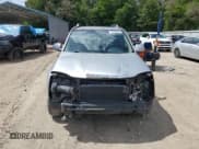 ✅ 2007 Saturn VUE V6 • VIN: 5GZCZ53427S800861 • Lot: 61335625. Wystawiony na Copart z przebiegiem 213 903 mil. Bezpłatny archiwum sprzedaży aukcyjnych z USA i szczegółowy raport historii pojazdu na DreamBid. Zdjęcie 5.