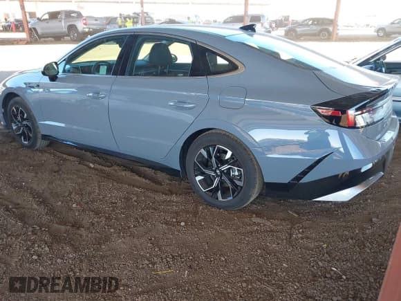 ✅ 2025 Hyundai Sonata SEL • VIN: KMHL64JA7SA514401 • Лот: 43622234. Опубликован ранее на IAAI с пробегом 7 142 миль. Бесплатный доступ к архиву аукционных продаж из США и подробный отчёт об истории автомобиля на DreamBid. Изображение 3.