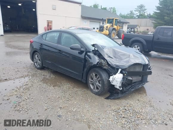✅ 2018 Hyundai Elantra Limited • VIN: 5NPD84LF9JH361975 • Lot: 42409187. Listed on IAAI with 73,238 mi. Free auction sales archive from the USA and detailed vehicle history report at DreamBid. Image 1.