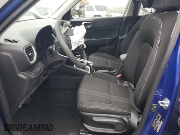 ✅ 2020 Hyundai Venue SEL • VIN: KMHRC8A36LU032059 • Lot: 81512084. Listed on Copart with 33,966 mi. Free auction sales archive from the USA and detailed vehicle history report at DreamBid. Image 7.