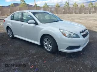 ✅ 2013 Subaru Legacy Premium • VIN: 4S3BMCC64D3013028 • Lot: 43768073. Wystawiony na IAAI z przebiegiem 195 246 mil. Bezpłatny archiwum sprzedaży aukcyjnych z USA i szczegółowy raport historii pojazdu na DreamBid. Zdjęcie 1.