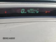 ✅ 2003 Toyota Prius • VIN: JT2BK12U430072261 • Лот: 50104375. Опубликован ранее на Copart с пробегом 177 765 миль. Бесплатный доступ к архиву аукционных продаж из США и подробный отчёт об истории автомобиля на DreamBid. Изображение 9.