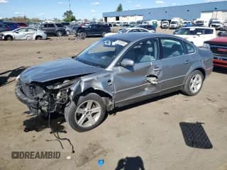 ✅ 2004 Volkswagen Passat GLX • VIN: WVWRH63B14P058955 • Lot: 75076284. Wystawiony na Copart z przebiegiem 160 844 mil. Bezpłatny archiwum sprzedaży aukcyjnych z USA i szczegółowy raport historii pojazdu na DreamBid. Zdjęcie 1.