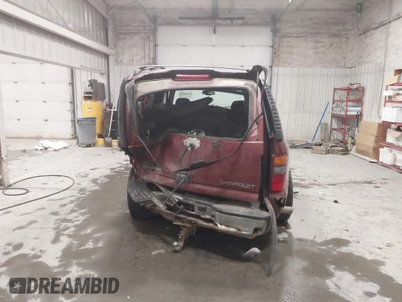 ✅ 2003 Chevrolet Suburban LS • VIN: 1GNFK16Z73J229720 • Lot: 43758831. Listed on IAAI with 184,079 mi. Free auction sales archive from the USA and detailed vehicle history report at DreamBid. Image 16.