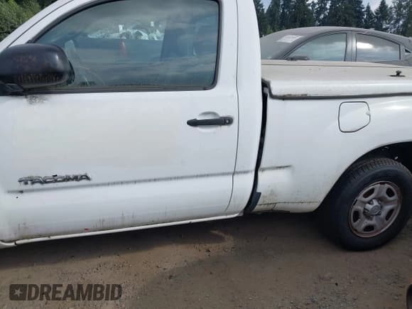 ✅ 2006 Toyota Tacoma • VIN: 5TENX22N16Z294569 • Lot: 42851090. Listed on IAAI with 231,493 mi. Free auction sales archive from the USA and detailed vehicle history report at DreamBid. Image 6.