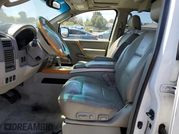 ✅ 2006 Infiniti QX56 • VIN: 5N3AA08A86N804138 • Лот: 66527275. Опубликован ранее на Copart с пробегом 204 871 миль. Бесплатный доступ к архиву аукционных продаж из США и подробный отчёт об истории автомобиля на DreamBid. Изображение 7.